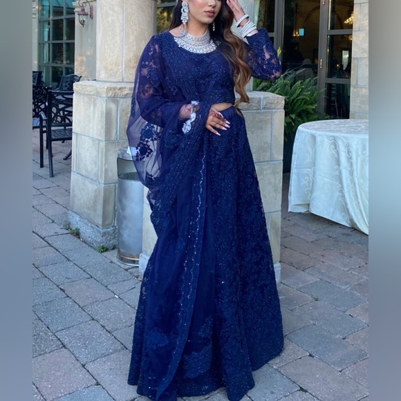 Beautiful Indian/Pakistani Blue Lehenga Choli Wedding Wear *Heavy* - Picture 1 of 4